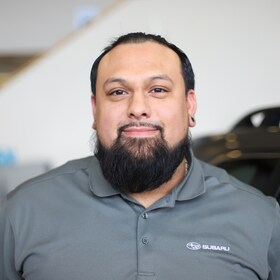 Staff member Javier Vasquez from ID_b6794c2bbd32