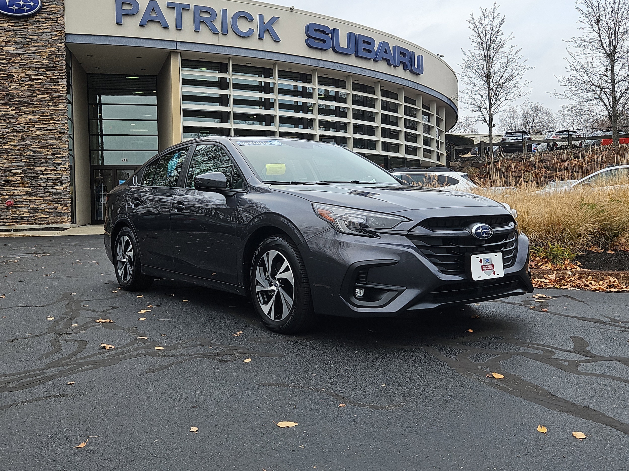 2025 Subaru Legacy Premium's photo