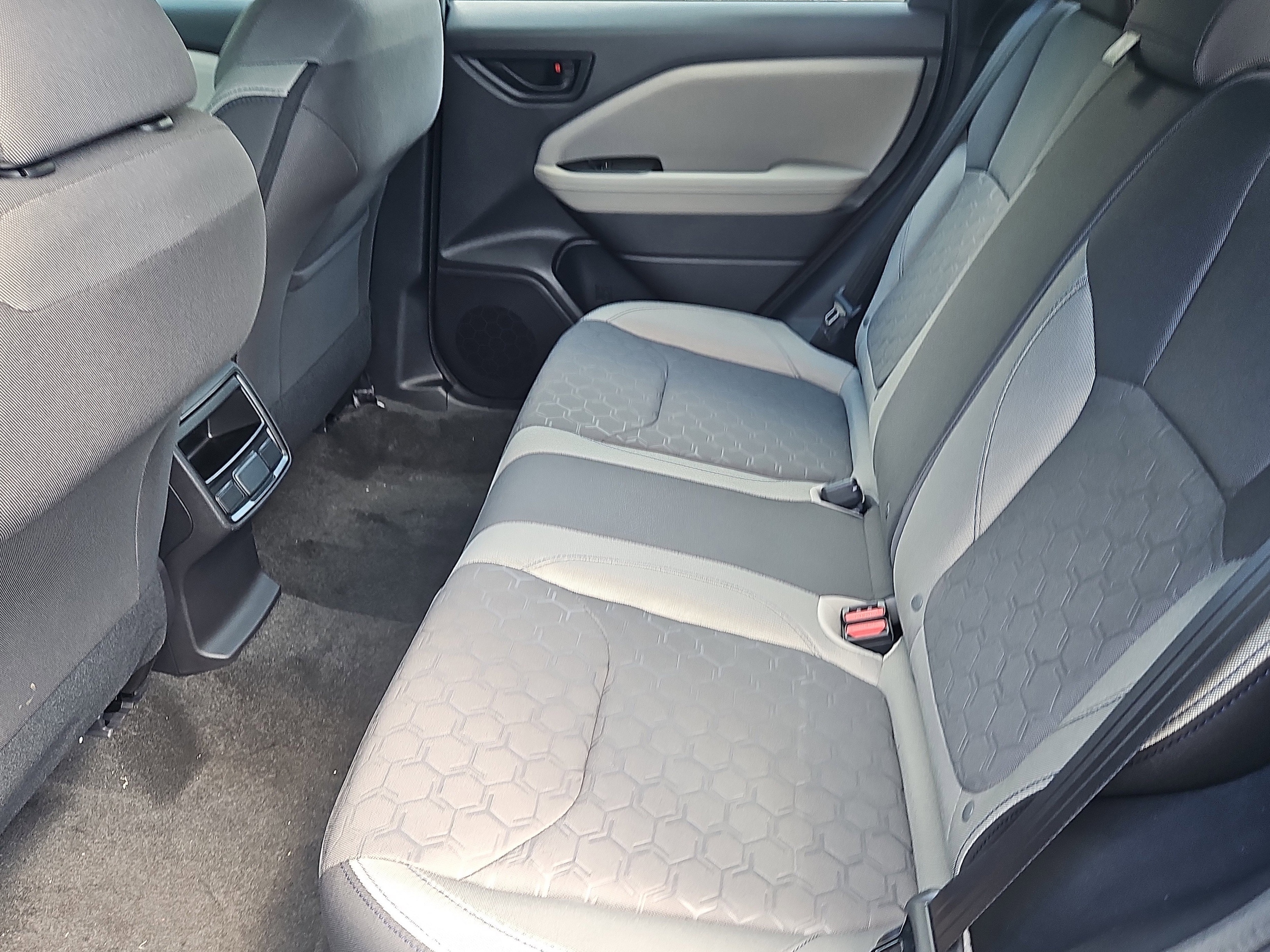 2026 Subaru Forester Base - Photo 10