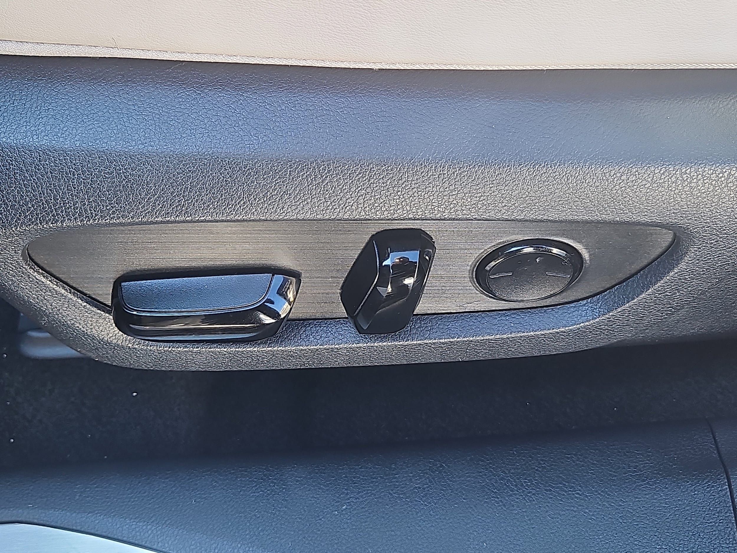 used 2023 Lexus RX car, priced at $46,788