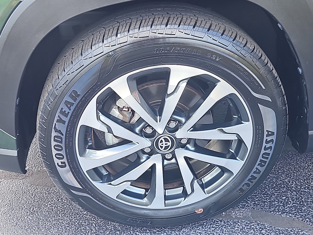 Used 2023 Toyota Corolla Cross XLE XLE 4WD