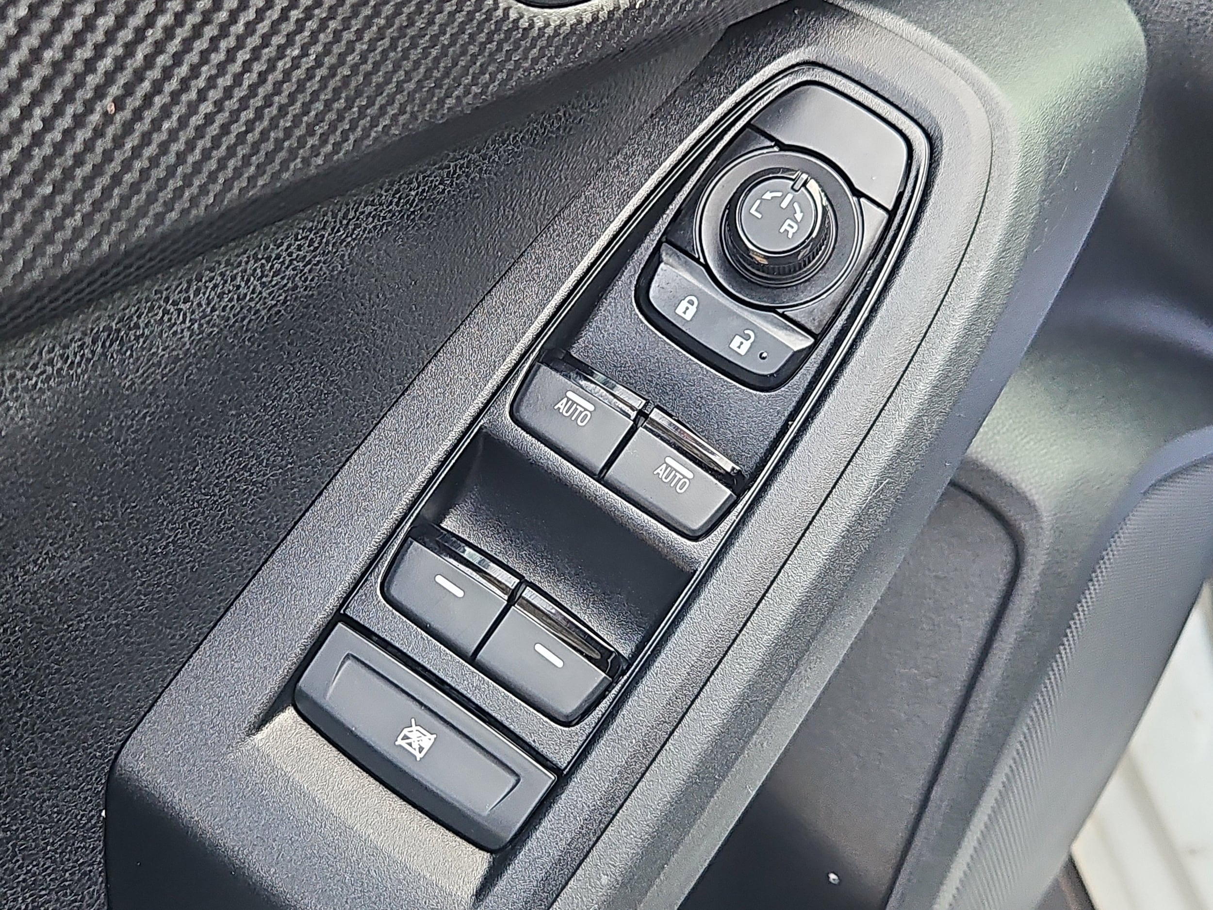 used 2024 Subaru Crosstrek car, priced at $25,947