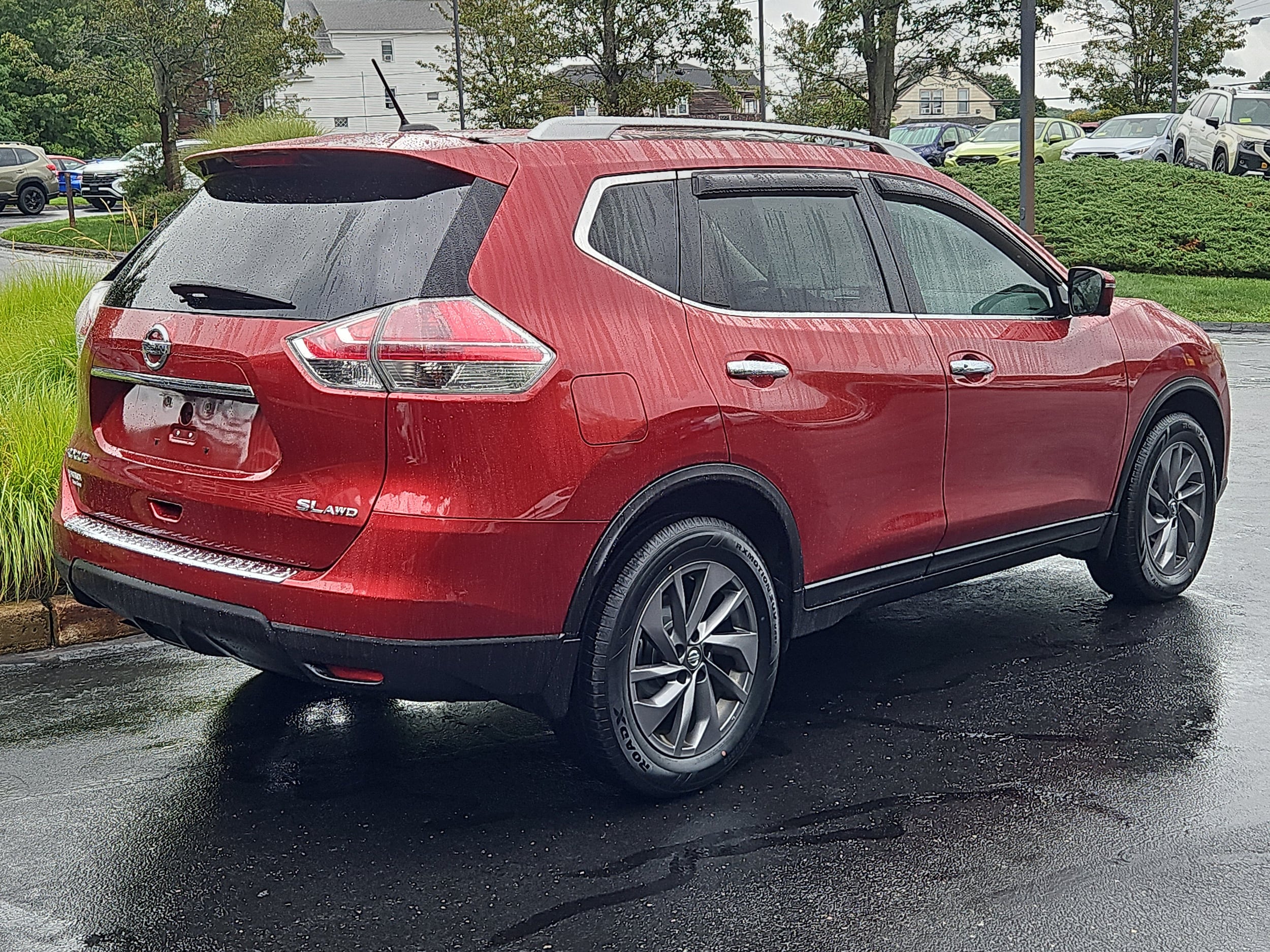 Used 2016 Nissan Rogue SL with VIN 5N1AT2MV9GC846354 for sale in Shrewsbury, MA