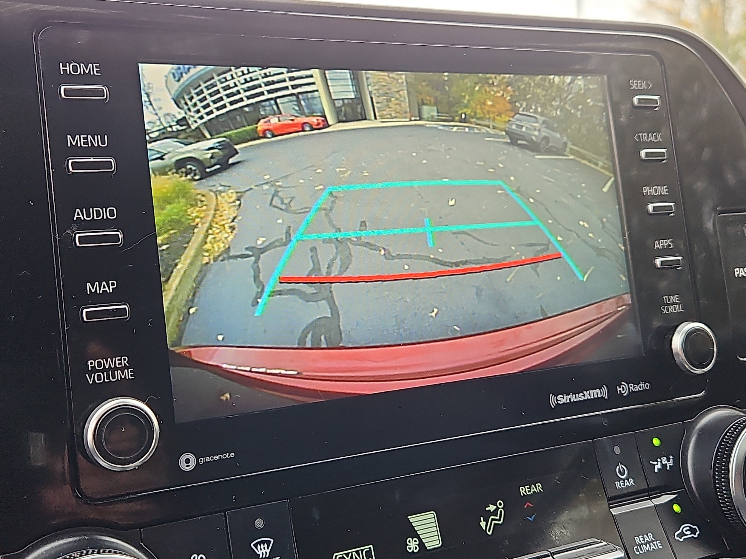 used 2020 Toyota Highlander car, priced at $26,390