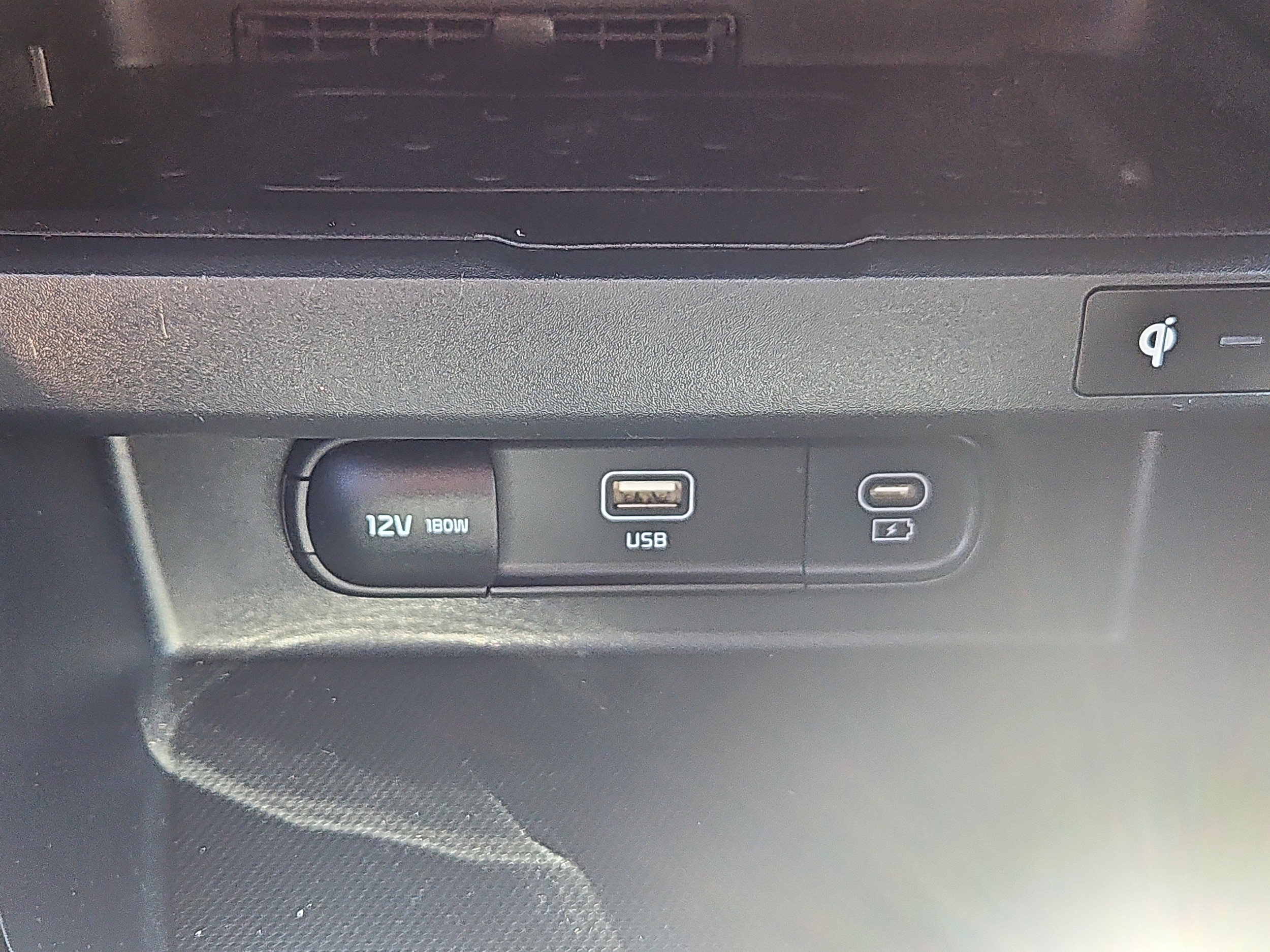 used 2024 Kia Seltos car, priced at $25,204