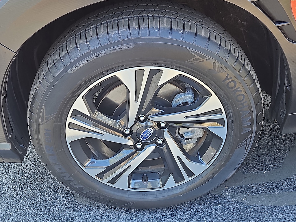 Certified 2025 Subaru Crosstrek Premium Premium AWD