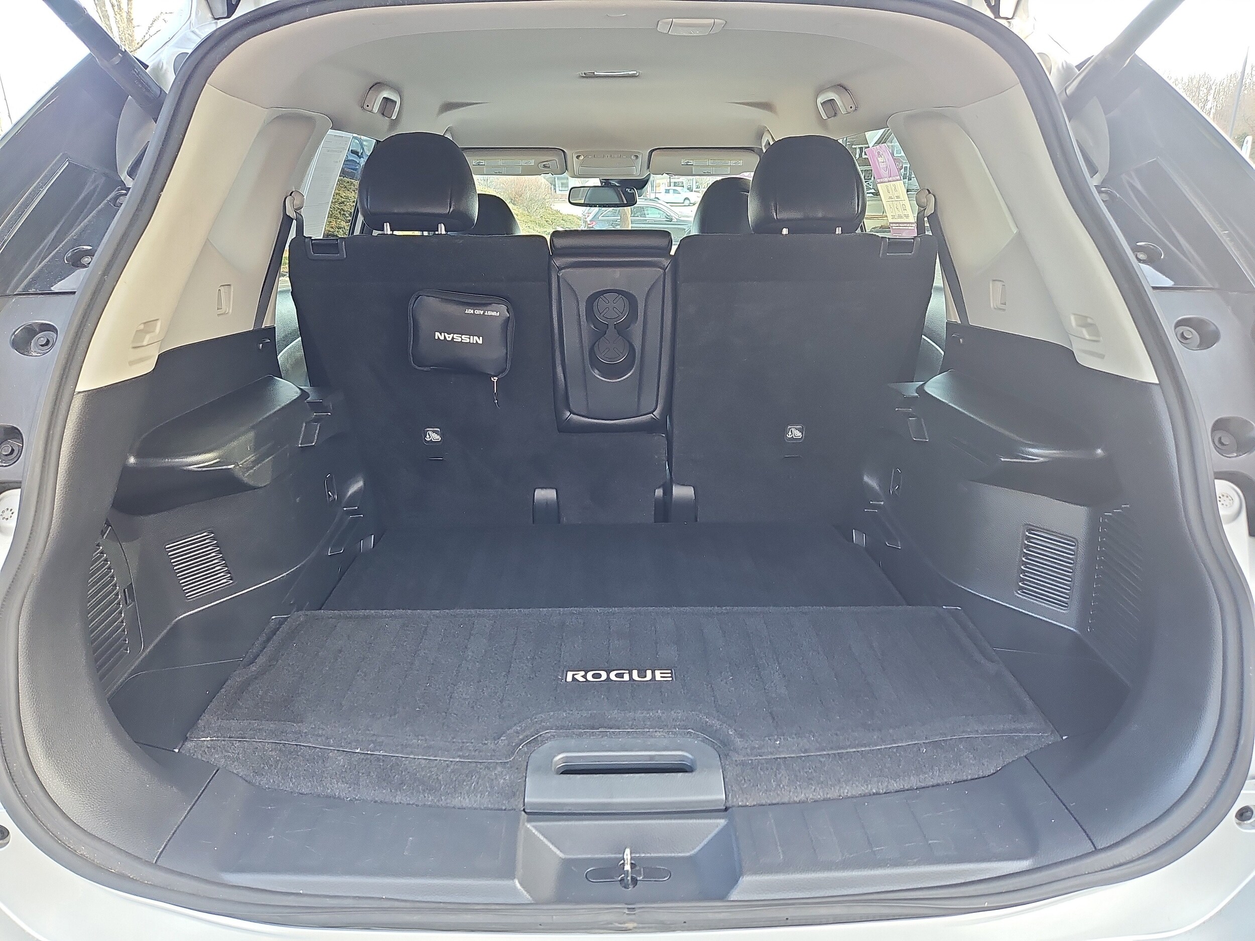 used 2019 Nissan Rogue car, priced at $13,390