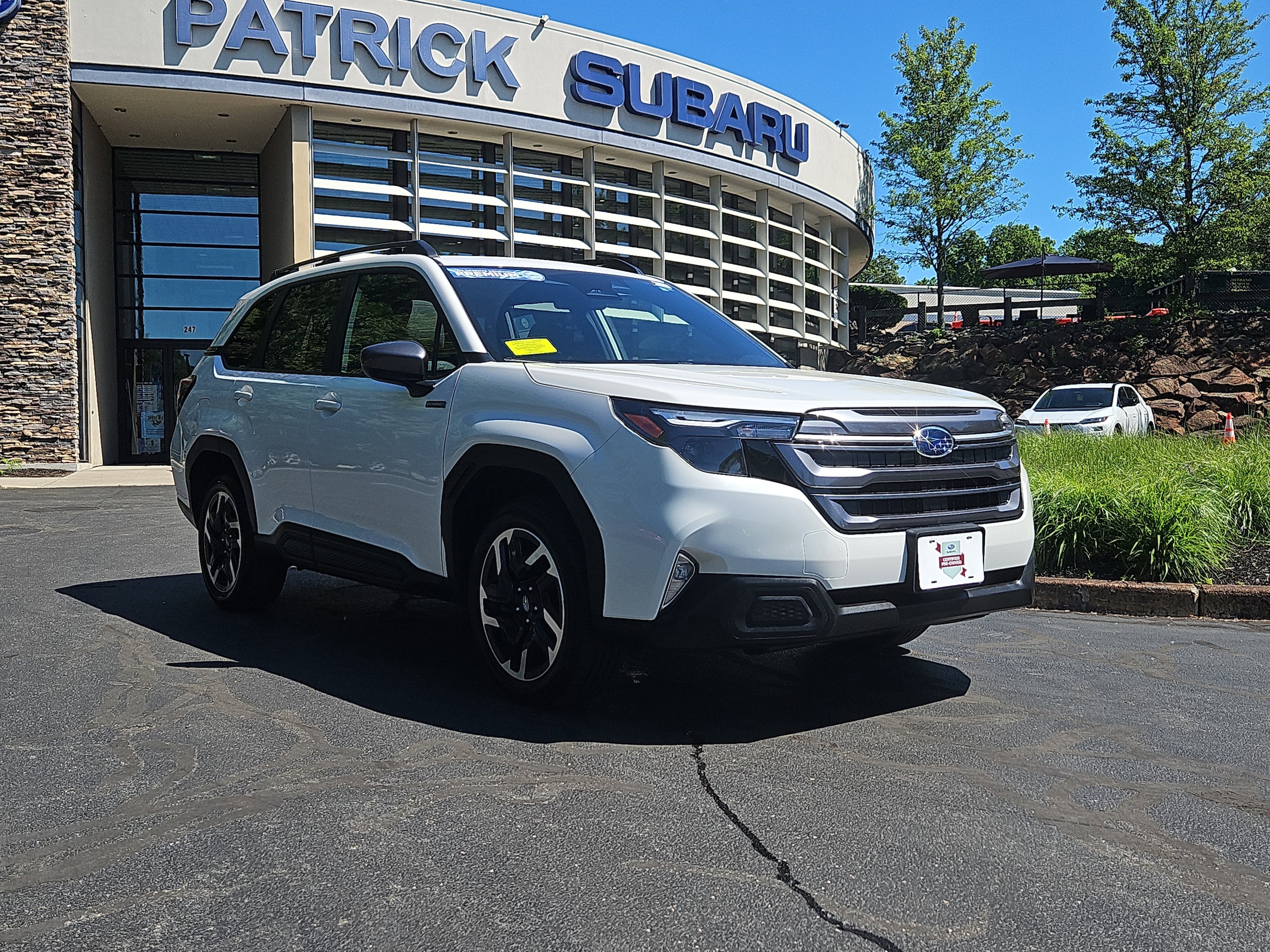 2025 Subaru Forester Premium Hybrid's photo