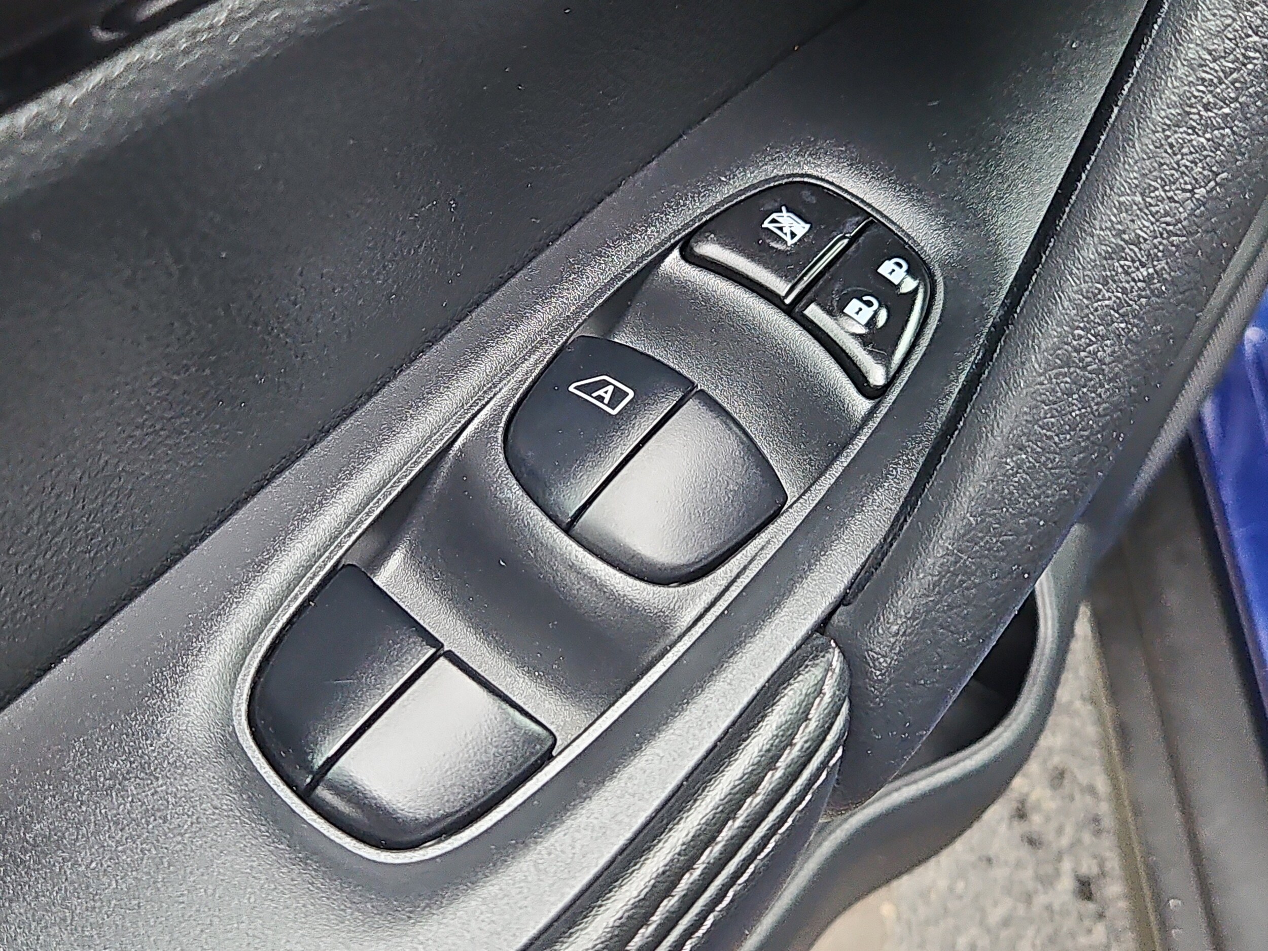 used 2019 Nissan Rogue car, priced at $16,744