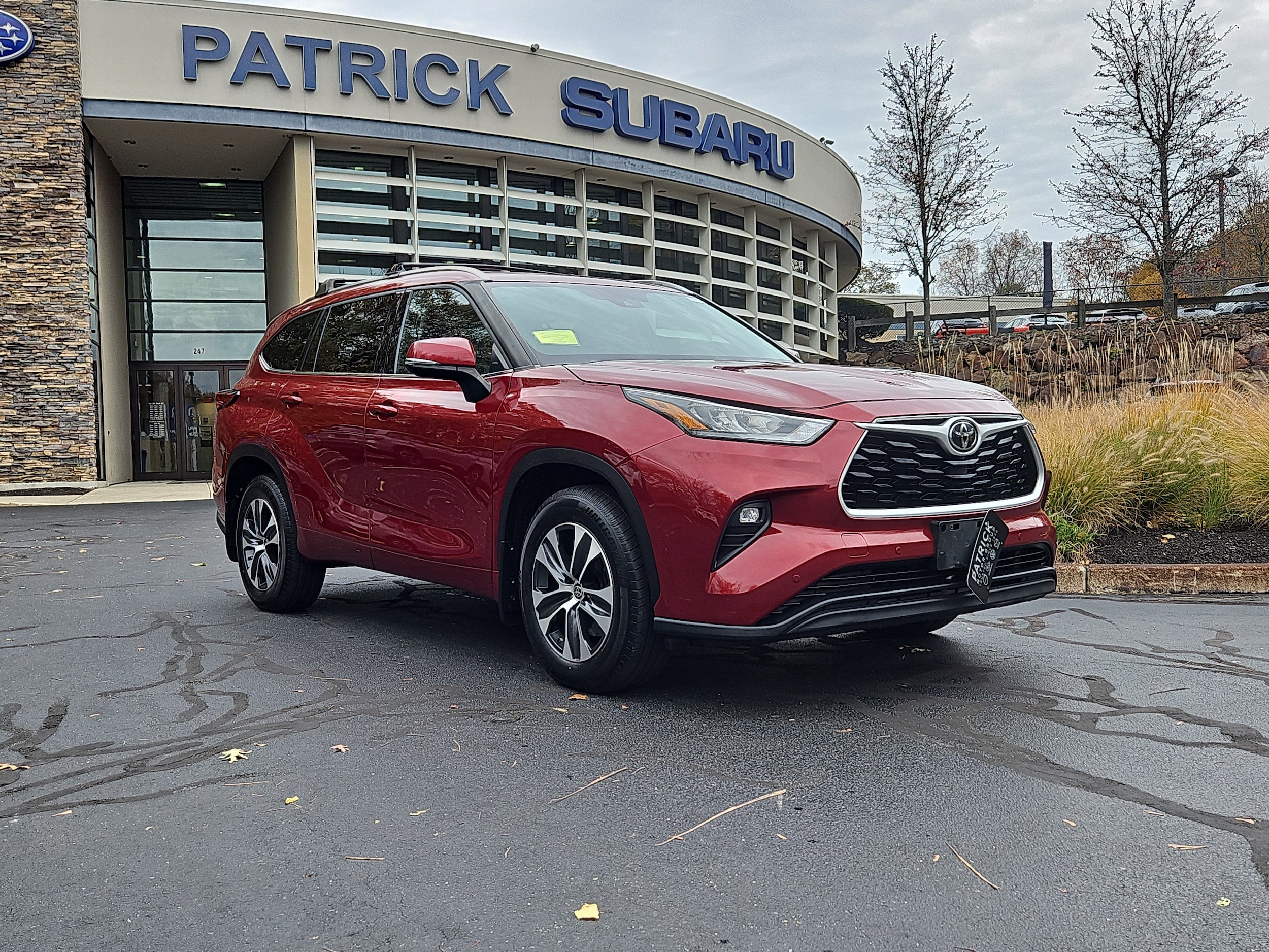 2020 Toyota Highlander XLE's photo