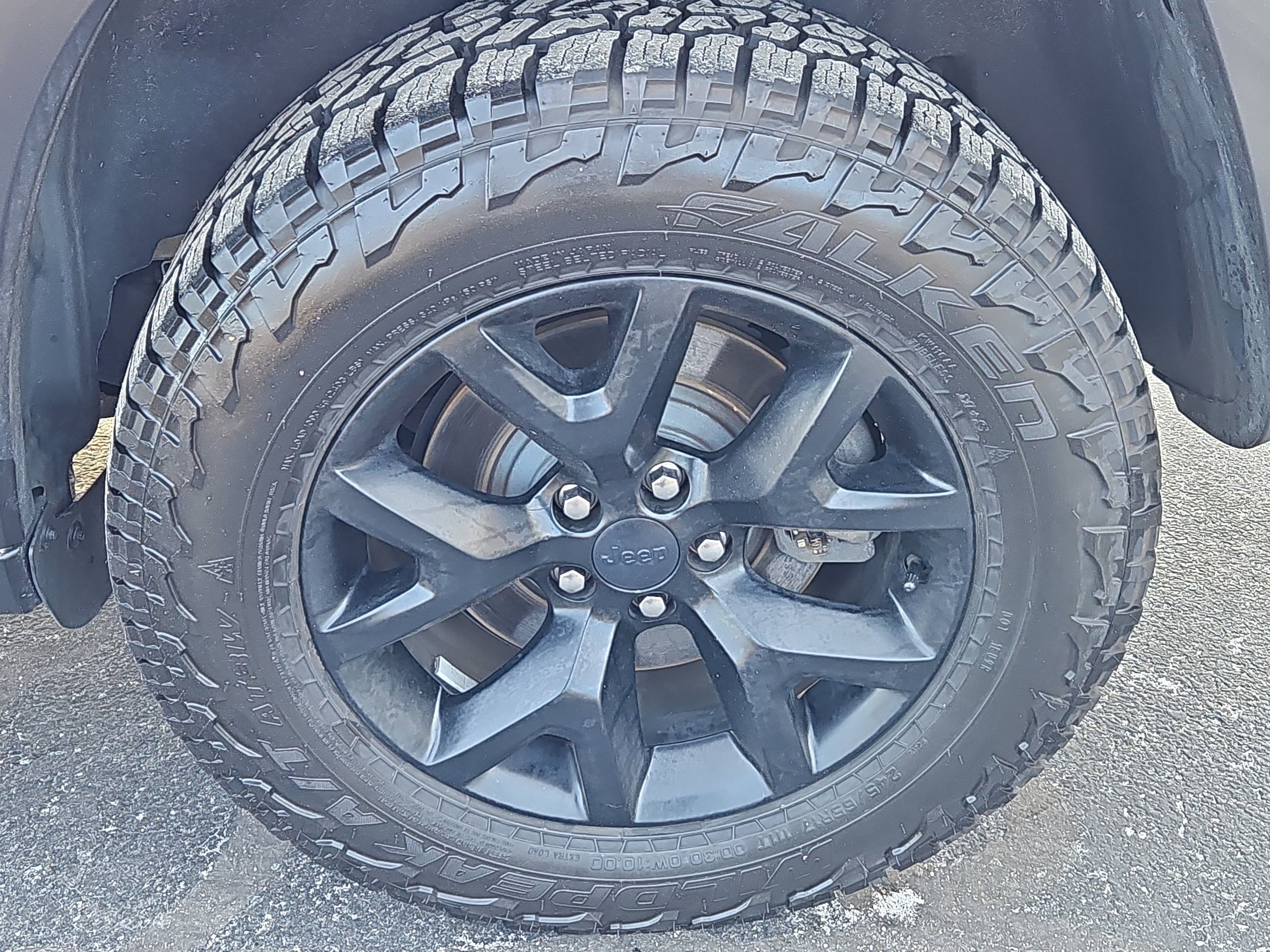 used 2018 Jeep Cherokee car, priced at $17,650