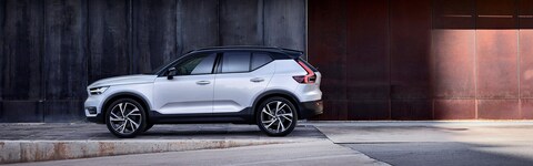 Volvo upgrades XC40 powertrain and equipment levels