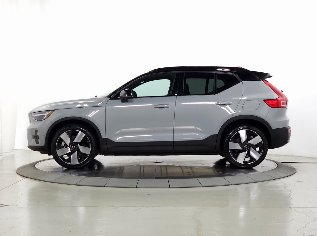 2024 Volvo XC40 Recharge Pure Electric Twin Ultimate 5