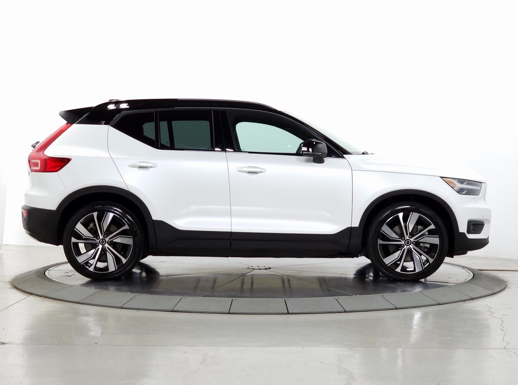 2021 Volvo XC40 Recharge Twin Pure Electric P8 13