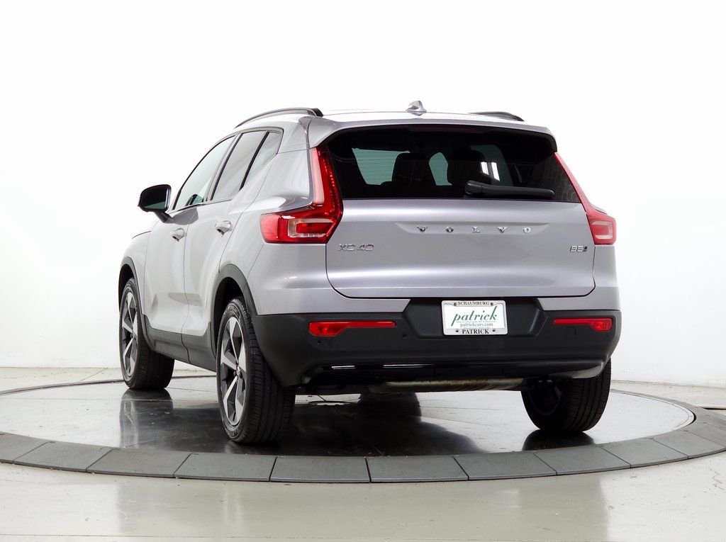 2026 Volvo XC40 Plus - Photo 6