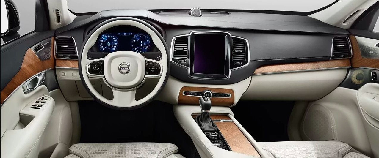 interior of the 2018 Volvo XC90