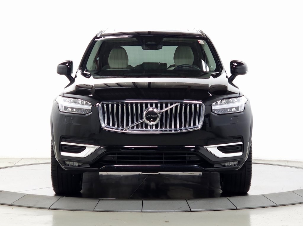 2024 Volvo XC90 B6 Plus Bright 7-Seater 2