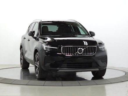 2025 Volvo XC40 B5 Core Bright Theme SUV