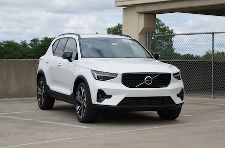 2026 Volvo XC40 B5 Ultra AWD SUV