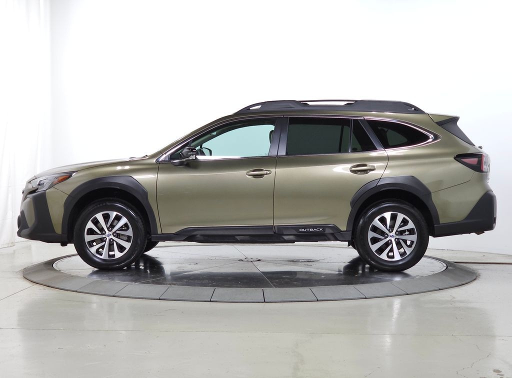 Used 2025 Subaru Outback Premium SUV