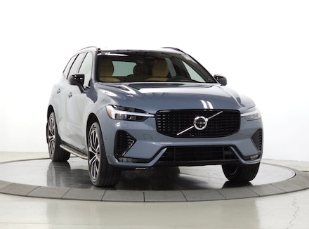 2024 Volvo XC60 B5 Ultimate Dark SUV