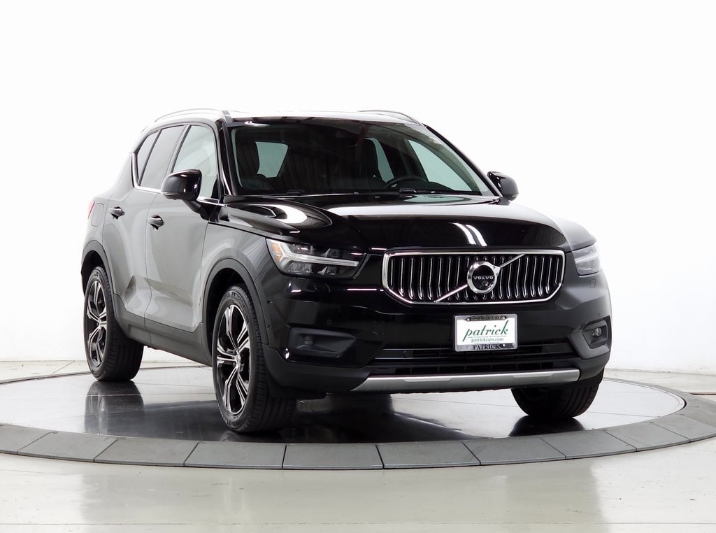 2022 Volvo XC40 T5 AWD Inscription