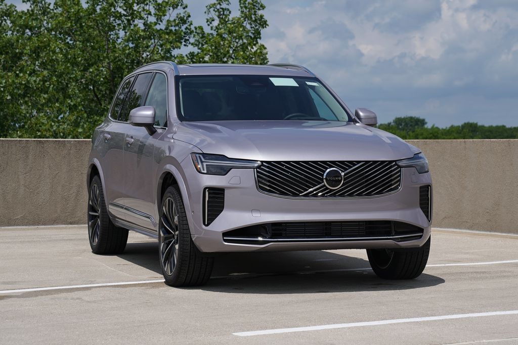 2026 Volvo XC90 Plug-In Hybrid