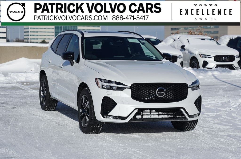 2026 Volvo XC60 Core's photo