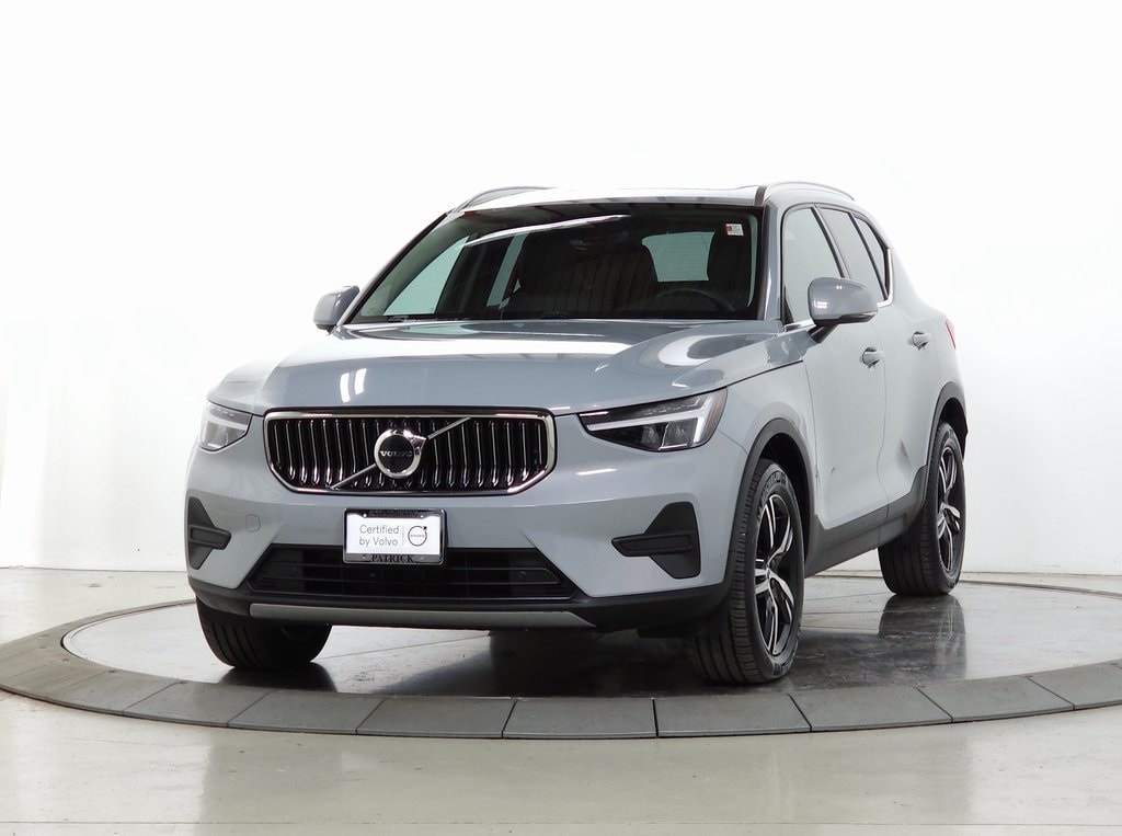 Certified 2025 Volvo XC40 B5 Core Bright Theme SUV
