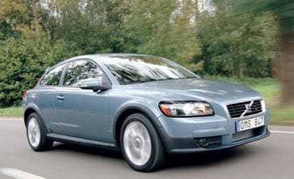 2008-volvo-c30-t5-photo-8835-s-429x262.jpg