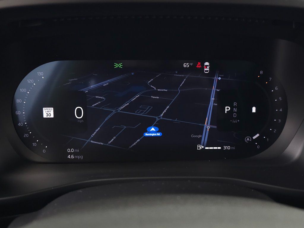 2026 Volvo XC40 Plus - Photo 16
