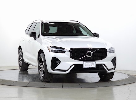 2025 Volvo XC60 B5 Core SUV
