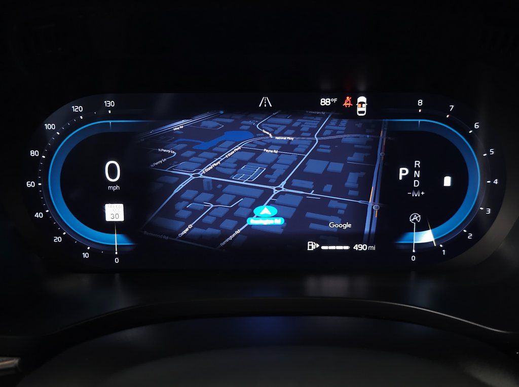 2025 Volvo XC60 Plus - Photo 17