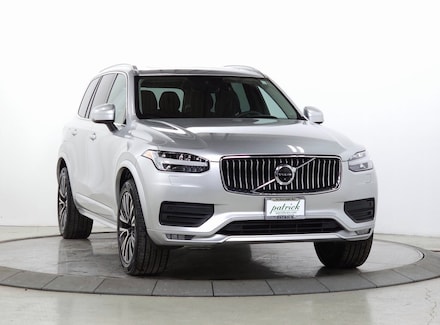 2020 Volvo XC90 T5 Momentum 7 Passenger SUV