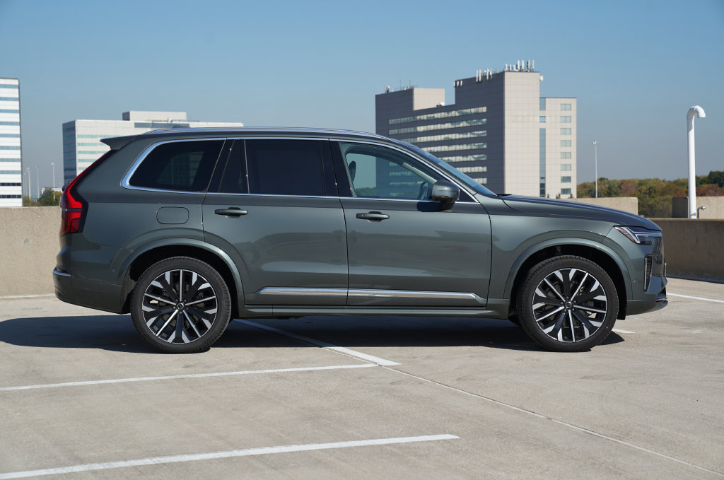 New 2027 Volvo XC90 B6 Plus 7-Seater SUV
