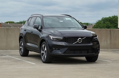 2026 Volvo XC40 B5 Plus SUV