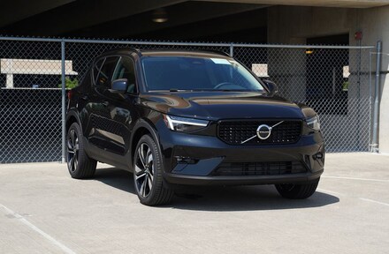 2026 Volvo XC40 B5 Ultra AWD SUV