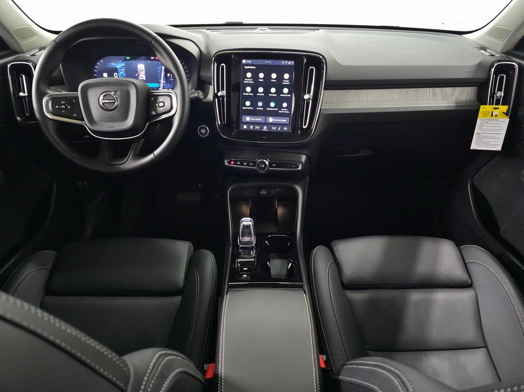 2026 Volvo XC40 Ultra - Photo 9