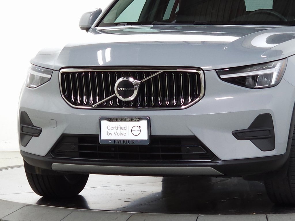 Certified 2025 Volvo XC40 B5 Core Bright Theme SUV