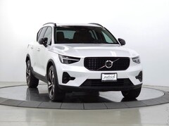 2023 Volvo XC40 B5 AWD Plus Dark SUV for Sale in Schaumburg, IL at Patrick Volvo Cars