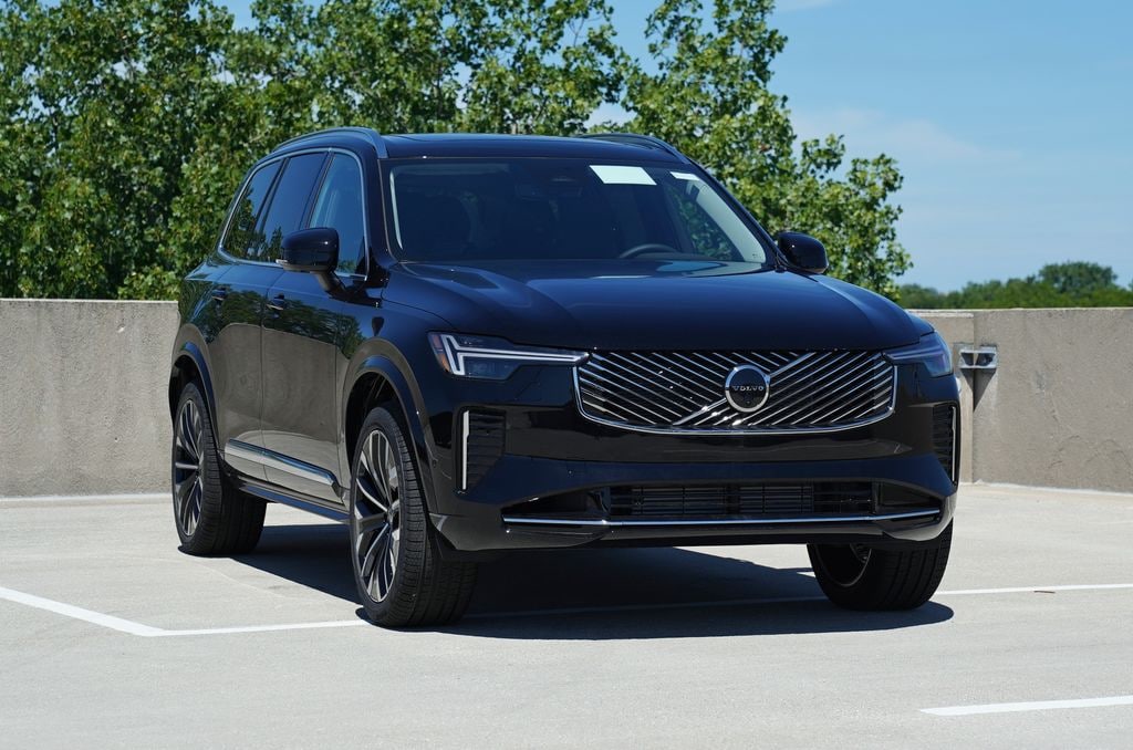 New 2026 Volvo XC90 plug-in hybrid T8 Plus 7-Seater SUV