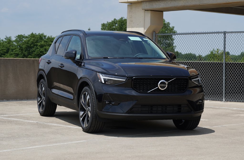 2026 Volvo XC40