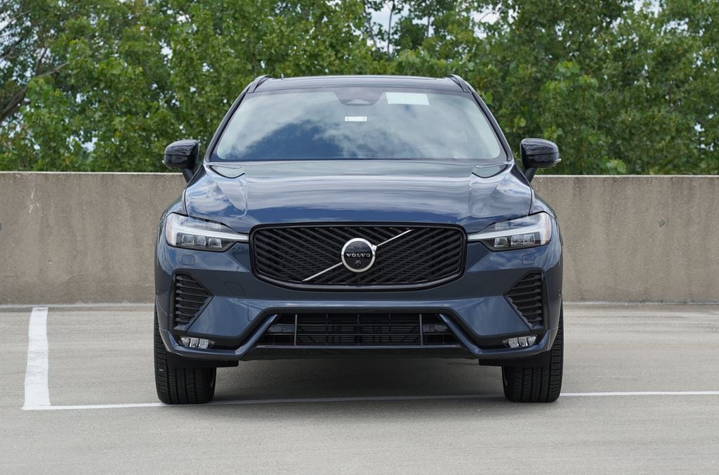 New 2026 Volvo XC60 B5 Ultra SUV