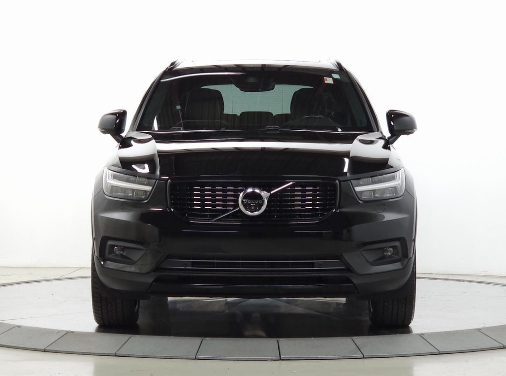 Used 2019 Volvo XC40 T5 R-Design SUV