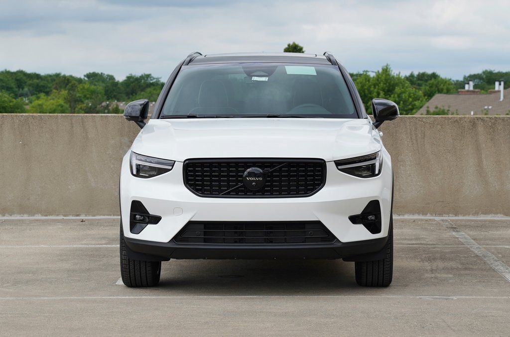 New 2026 Volvo XC40 B5 Ultra Black Edition SUV