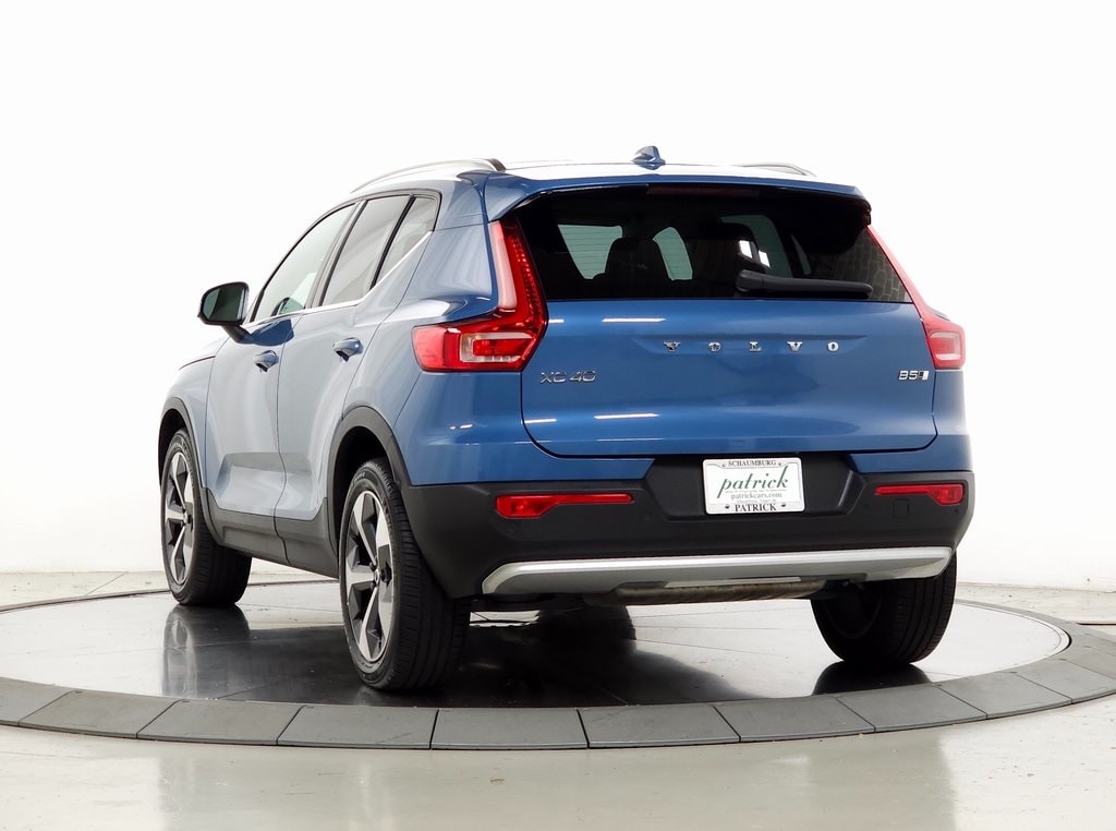 2023 Volvo XC40 B5 AWD Plus Bright 6