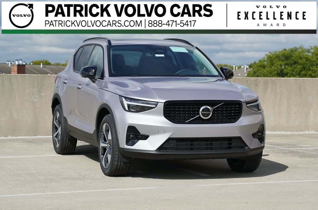 2026 Volvo XC40 Plus's photo