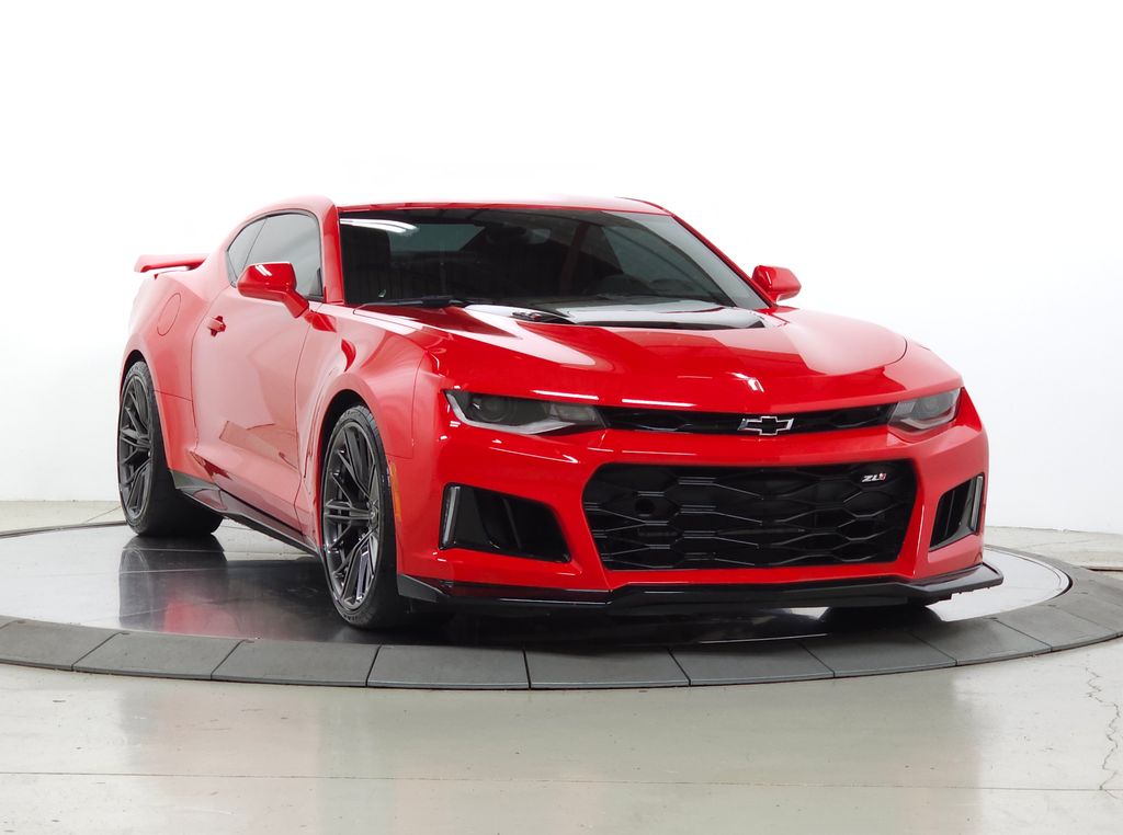 2020 Chevrolet Camaro ZL1's photo