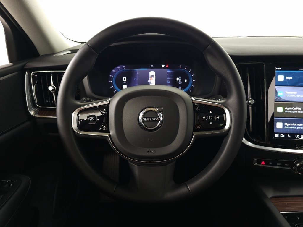 2024 Volvo S60 B5 Plus Dark 20