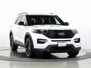 Used 2024 Ford Explorer ST-Line SUV for sale near Chicago, Illinois
